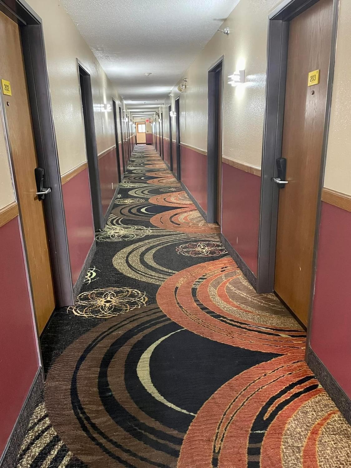 Super 8 By Wyndham Paris Il Motel Exterior photo