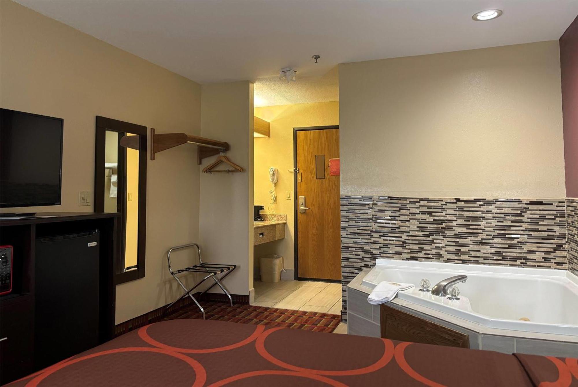 Super 8 By Wyndham Paris Il Motel Exterior photo